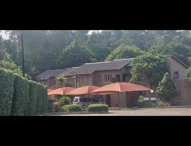 2 BEDROOM PROPERTY TO RENT IN NORTH RIDING AH